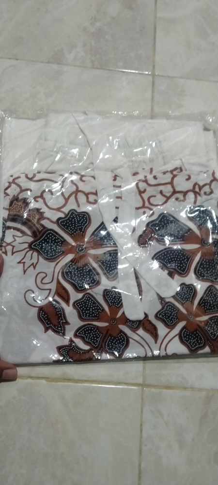 Stelan Clana Sarung Dan Koko Batik Solo Modern Lengan Panjang Dan Pendek Ahwan Putih