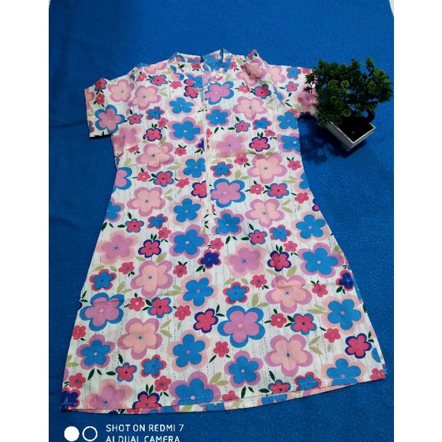 Preloved-Tunik bunga