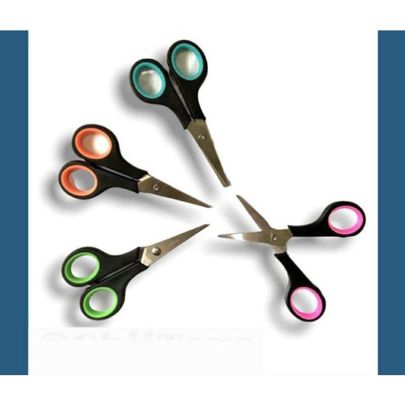 

Gunting Kecil merk Voxy ukuran Kecil Termurah Anti Karat Awet Tidak Mudah Lepas (1 PCS)