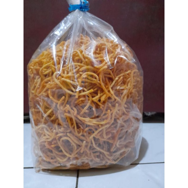 

mie cikruh / lanting gurih pedas, keju