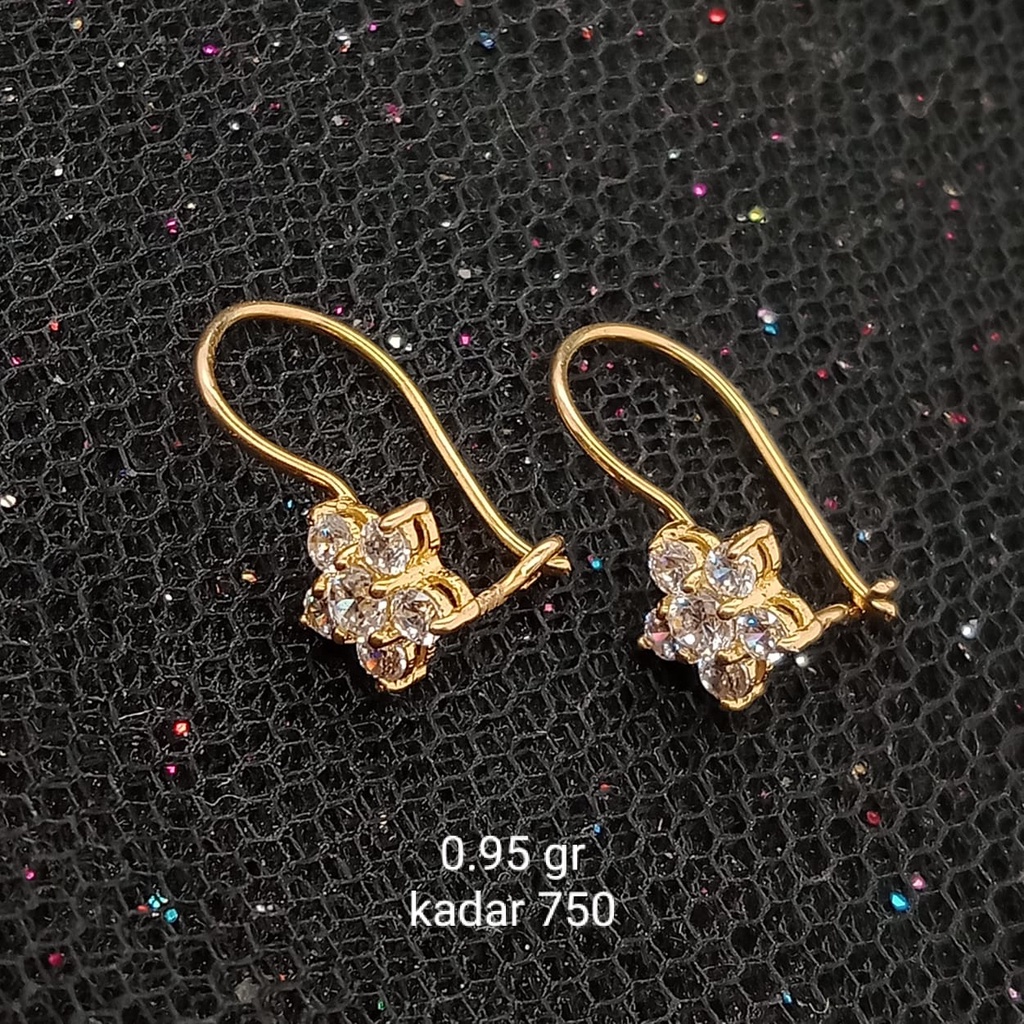 Anting Emas 17K - 0.95 gr Kadar 750 - 961