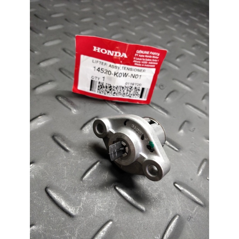 Lifter Assy Tonjokan Keteng ADV 150,PCX 150,New Vario 150,New Vario 125 14520K0WN01