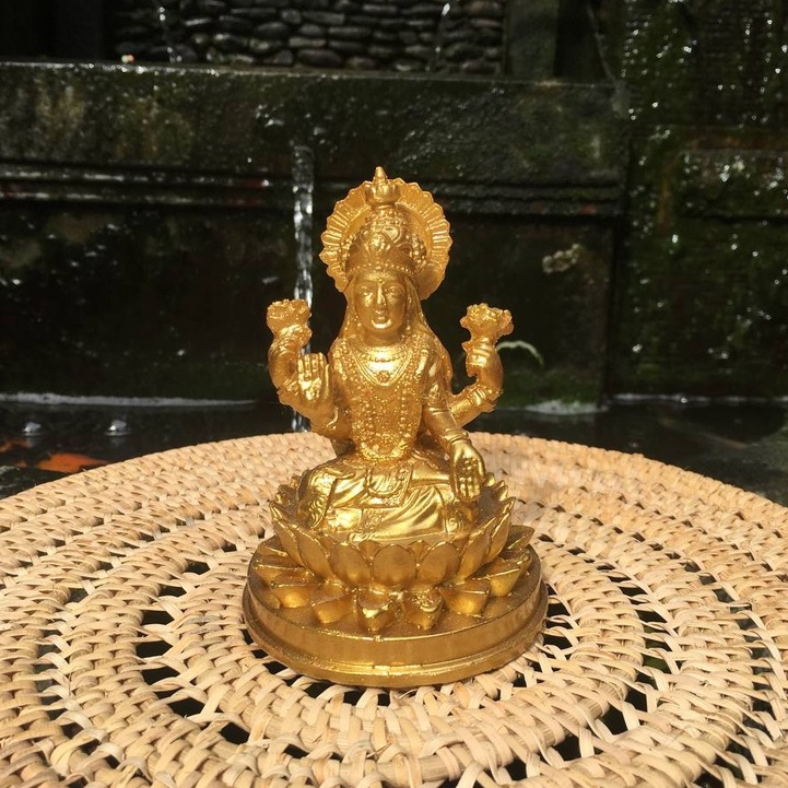 Rupang Patung Dewi Laksmi Dewi Kemakmuran Fiber