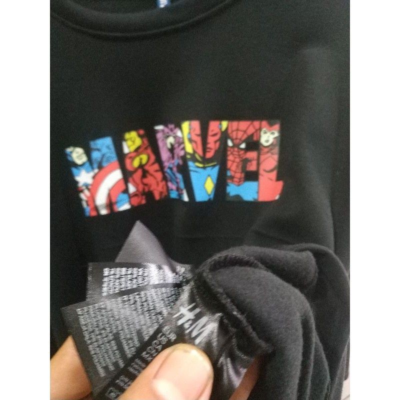 CREWNECK SWEATER MARVEL HITAM TAG ORIGINAL