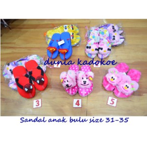Sandal bulu boneka hk