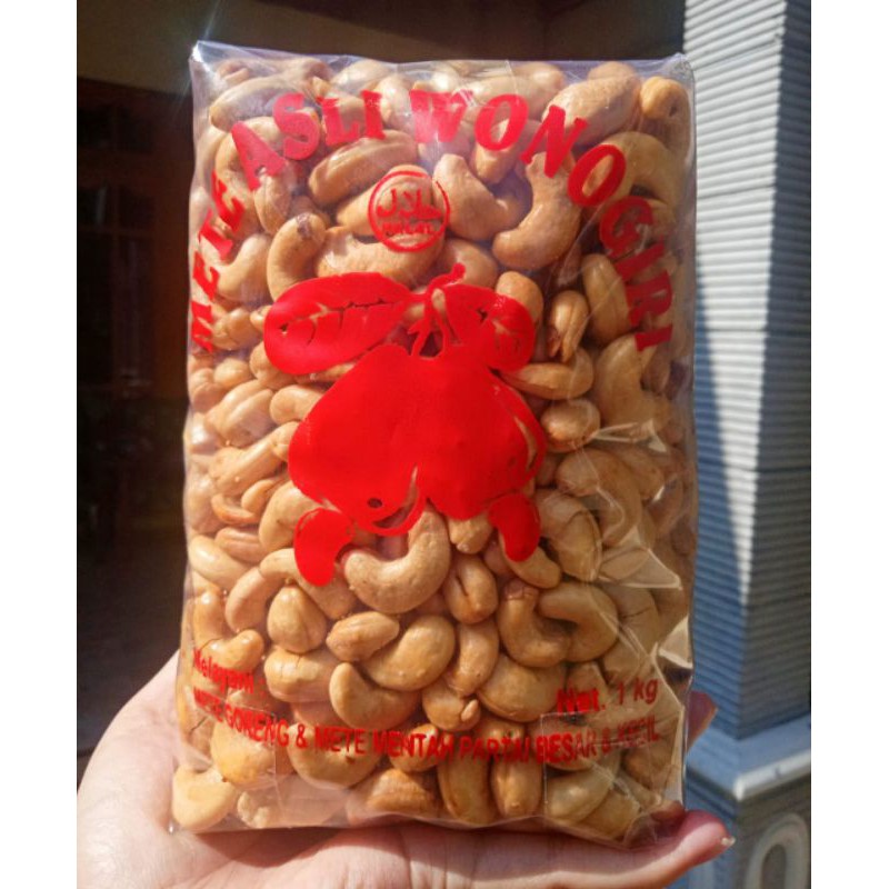 

KACANG METE GORENG