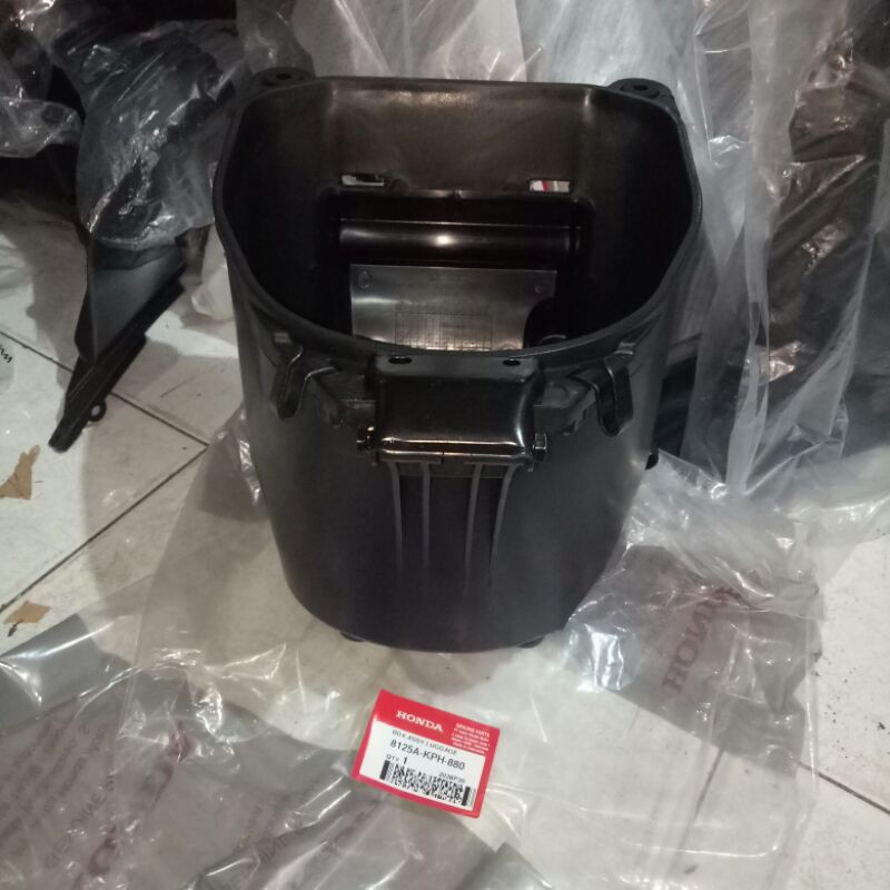 Box Bagasi box assy Luggage honda supra x 125 kharisam original