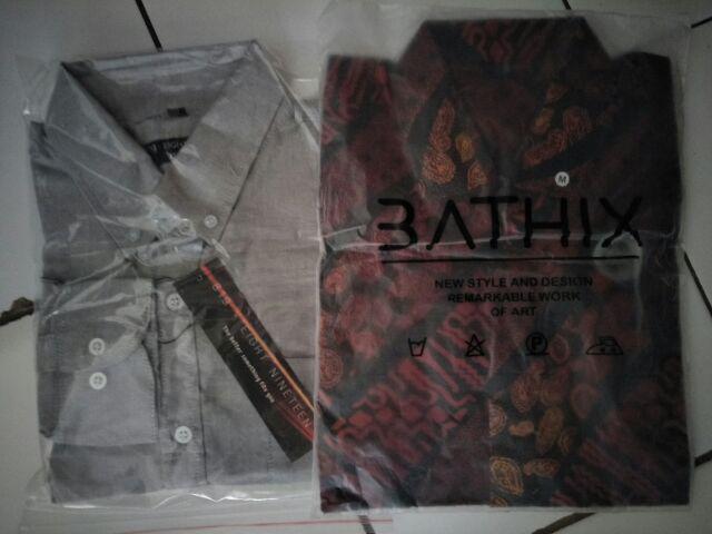 Baju Kemeja Batik Gradasi Lengan Pendek Pria Kantor Casual Slimfit Maroon Motif