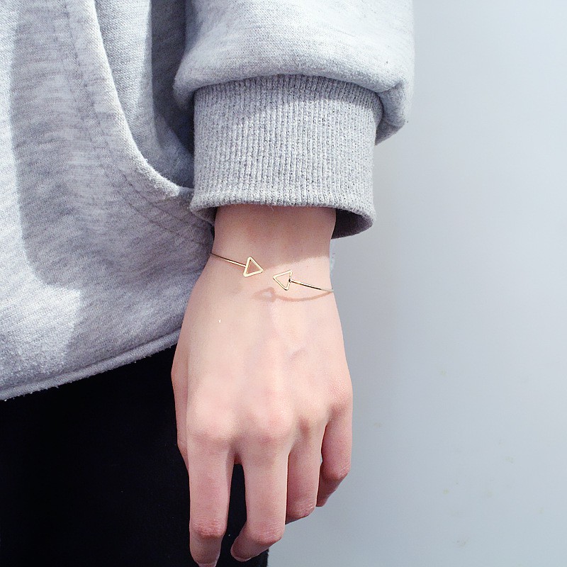 Bracelet female Korean style simple student small fresh retro fashion female jewelry