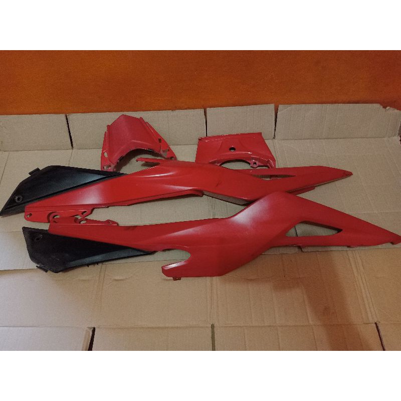 cover body belakang cover bodi belakang new cbr 150 r led original