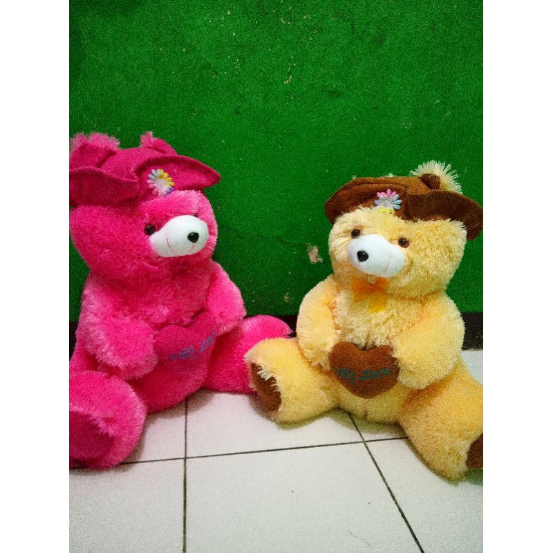 Boneka teddy bear topi XL duduk