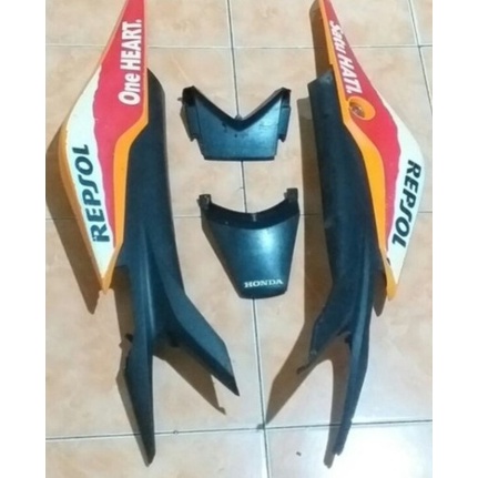 BODY BELAKANG SET HONDA CBR 150R ORIGINAL