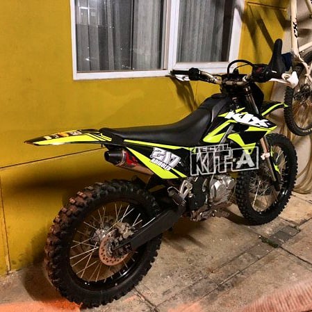 Decal Klx 150 Sticker Stiker Klx 150 s Striping Dtracker 150 Motif Hitam Hijau Stabilo Fluo 256