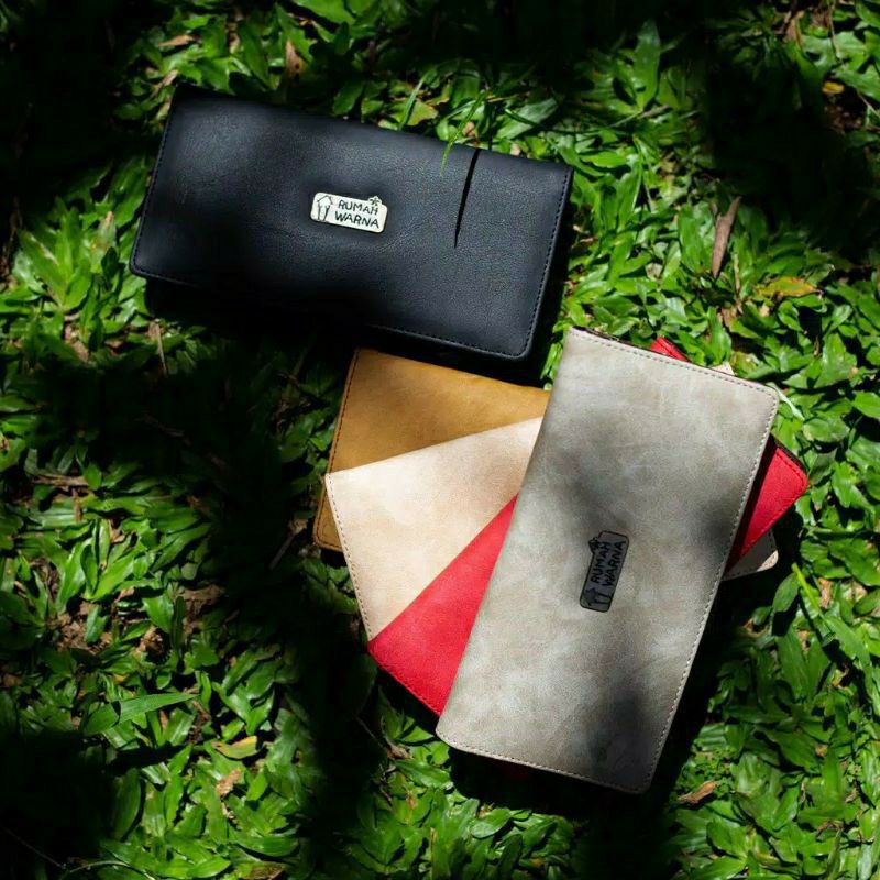 Rumah Warna Dompet Paula