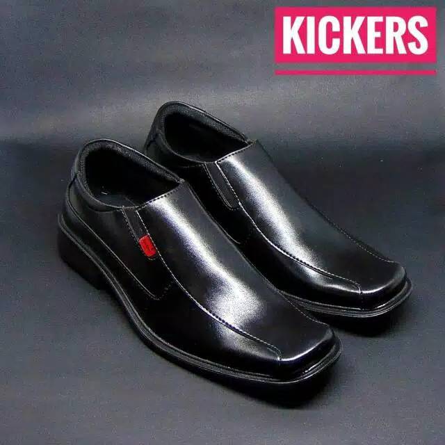 Sepatu12