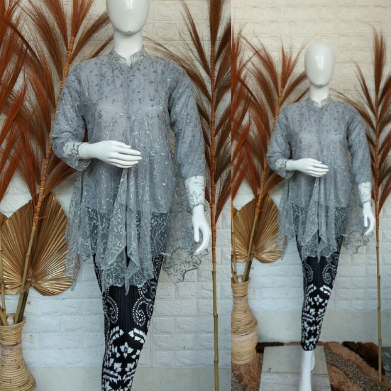 setelan kebaya moderen / setelan kebaya wisuda / setelan kebaya busui / setelan kebaya pesta