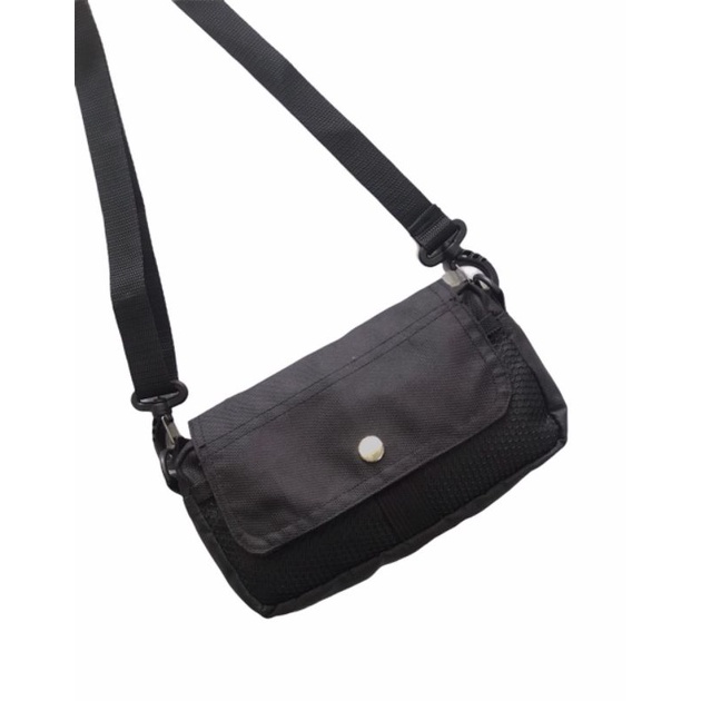 Tas slempang shoulder bag mini warna hitam/ original polos premium distro clothing unisex cowo/ cewe