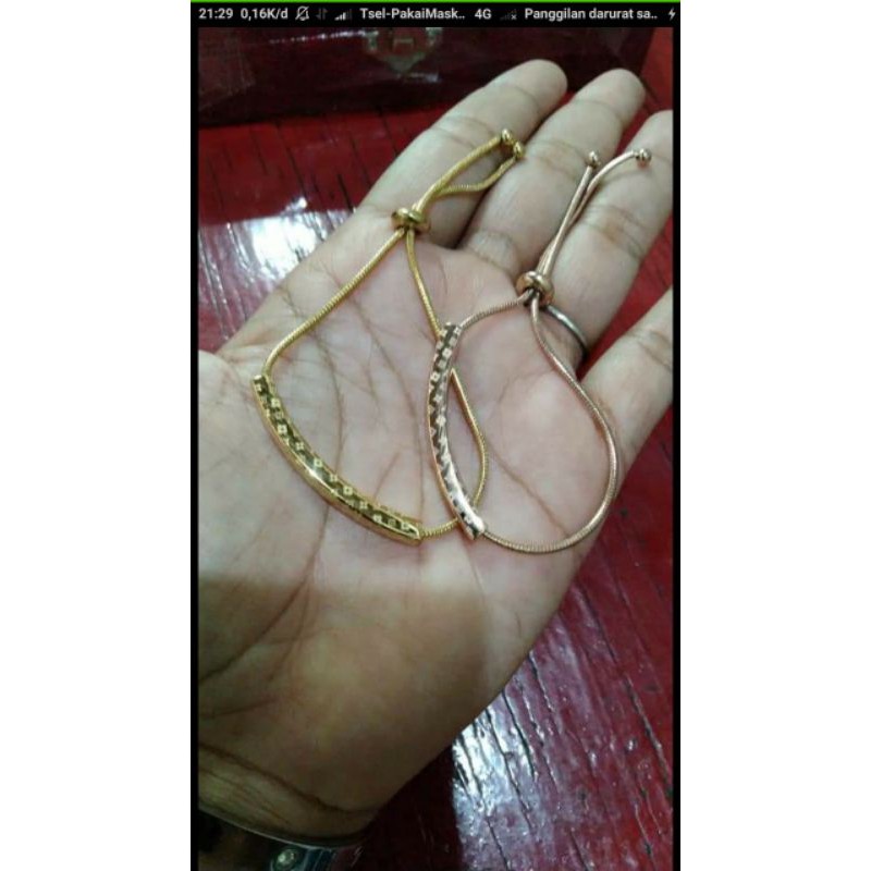 gelang serut lv