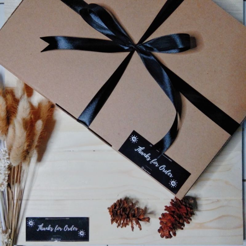 Hampers Gift Box Aesthetic Kotak Dus Frame Bingkai Foto Murah Medan Kado Ultah Kado Nikah Wisuda