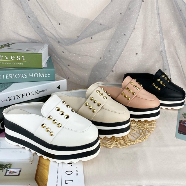 Wedges sepatu 93
