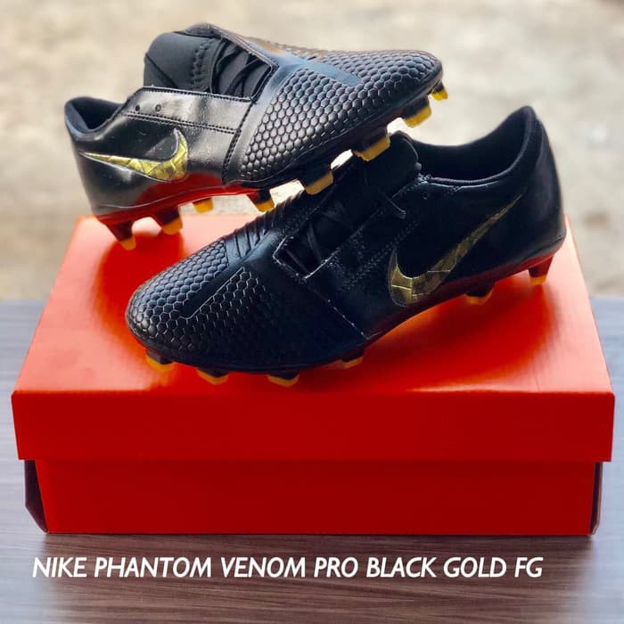 phantom venom black and gold