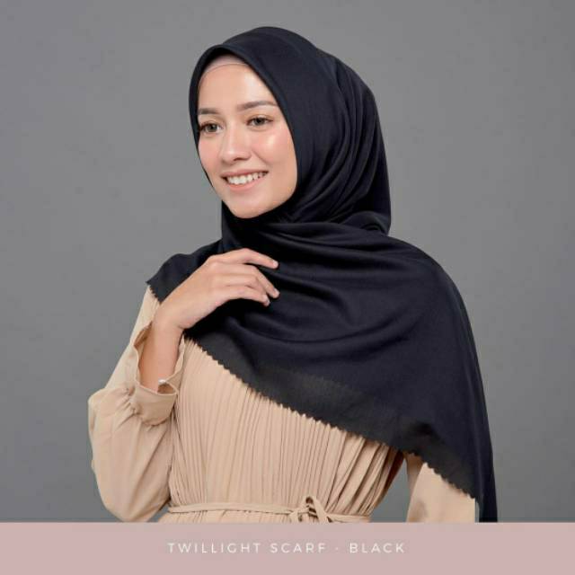 Iskanti Twillight Scarf