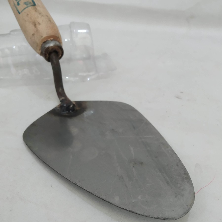 Sendok Semen Gagang Kayu Murah