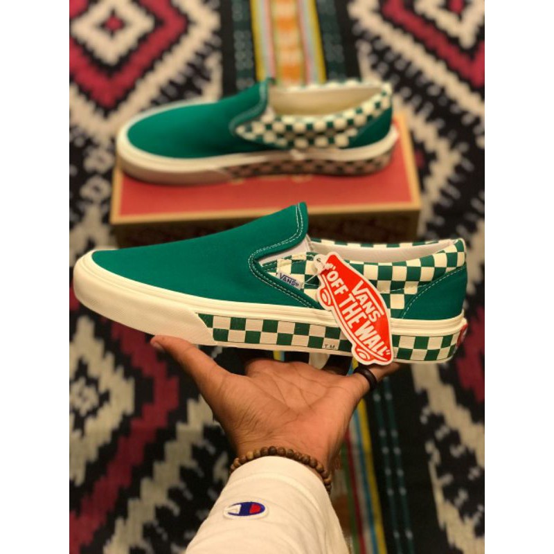 VANS SLIP ON CHECKERBOARD SIDEWALL ULTRAMAR GREEN/WHITE