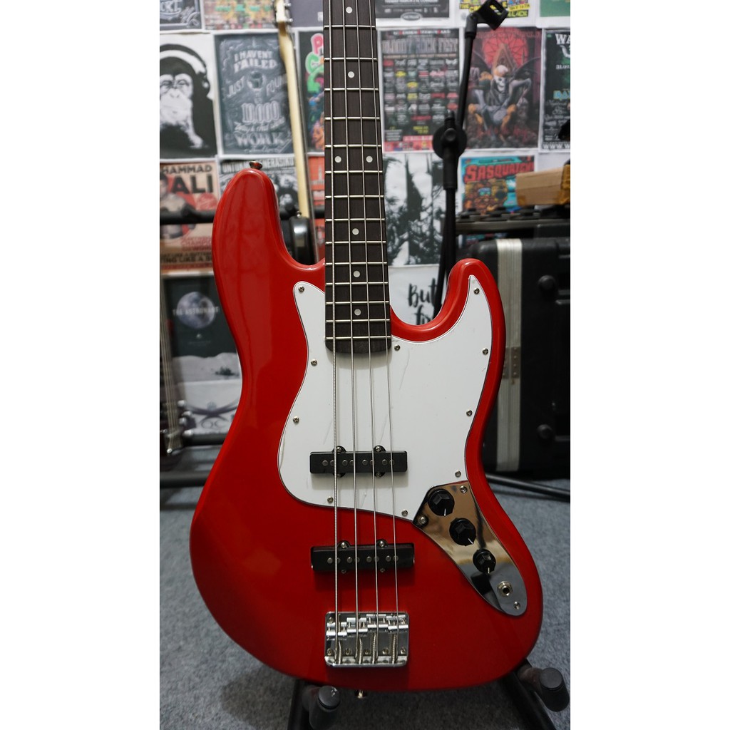 Jazz Bass Fender - MERAH