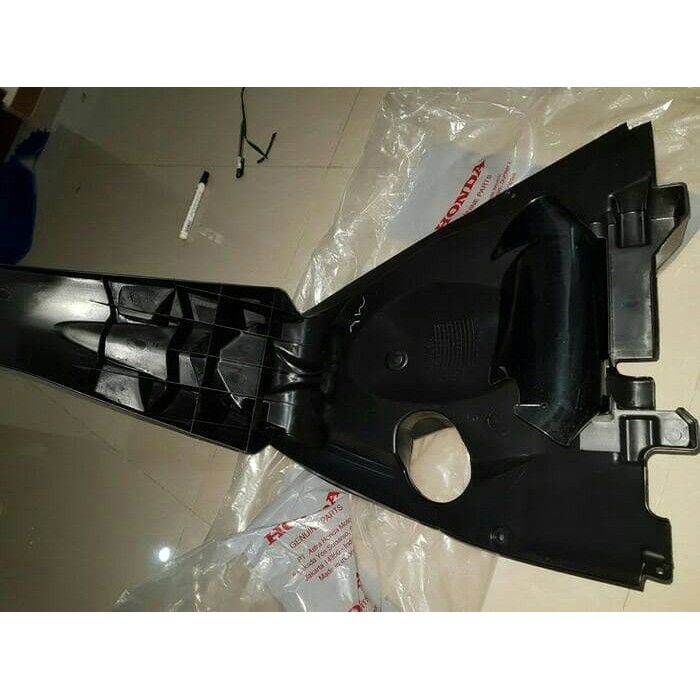 spakbor belakang vario 125 f1 lama ori hm