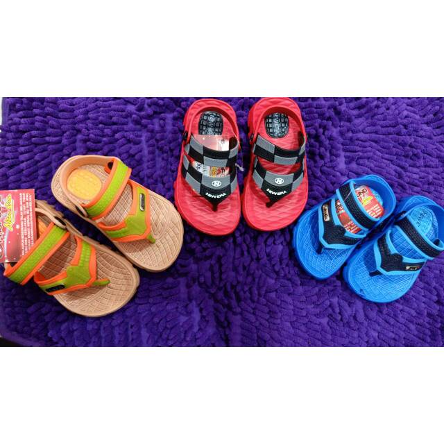 Sepatu sandal new era E27014 UK 19-24