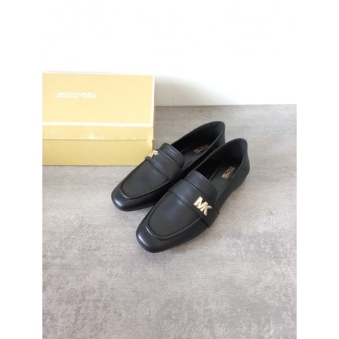 SEPATU WANITA MK LOGO DOLORES LOAFERS SHOES