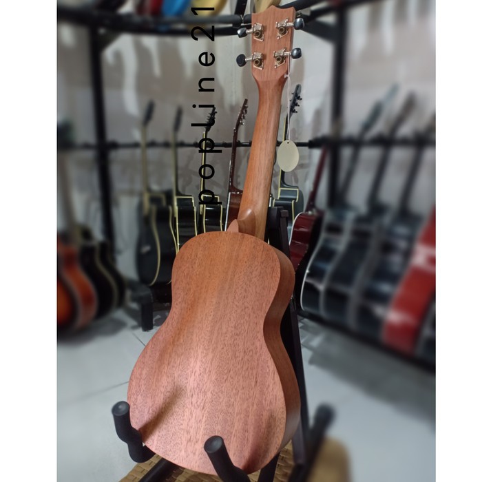 Ukulele SANTO Concerto Import Bonus Tas Capo Pick / Tanpa Bonus