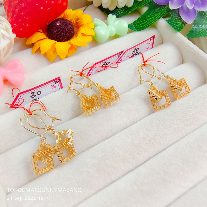 Anting dewasa emas asli kadar 300%375%