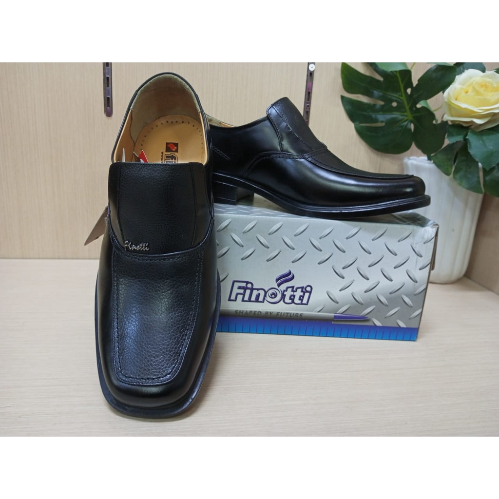 Sepatu Original Finotti