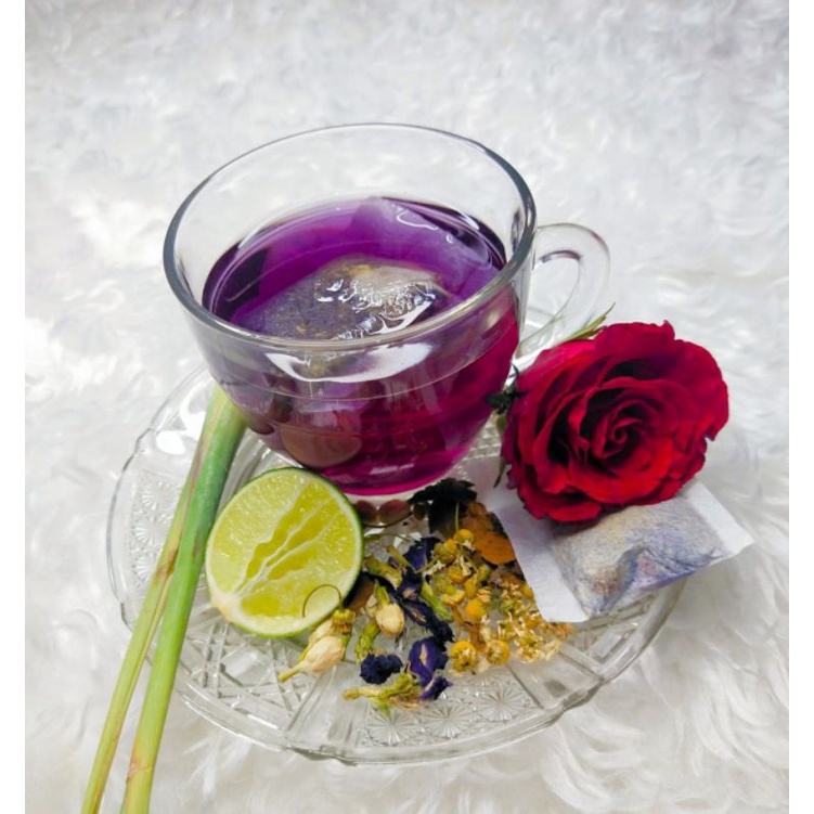 

magic blue tea