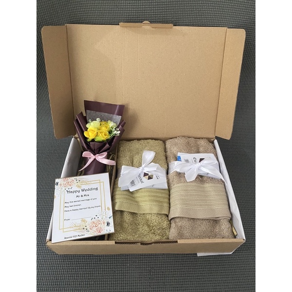 

Hampers Wedding / Hadiah Pernikahan / Gift Box / Kado Nikah