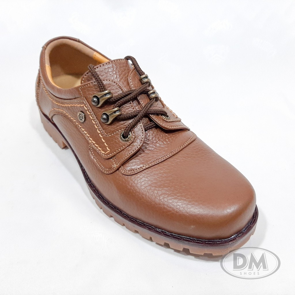 SEPATU PRIA SCORPION 9016