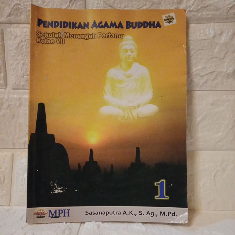 buku pendidikan agama Buddha SMP kelas 1