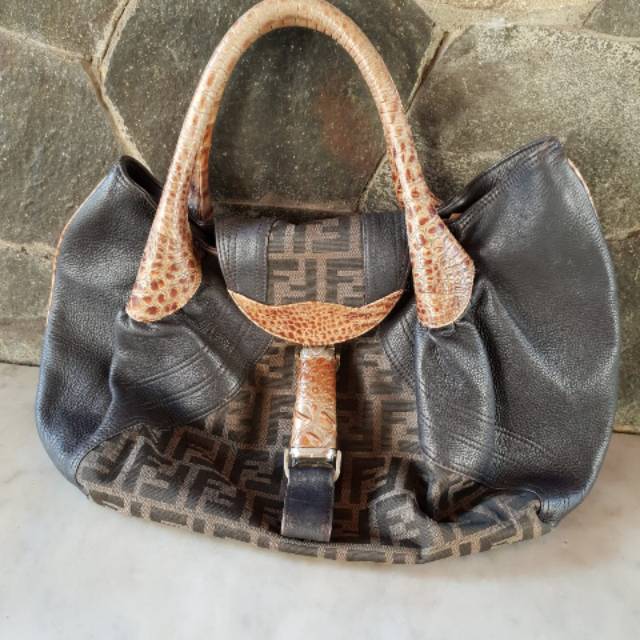 FENDI Spy Bag - BOOKED