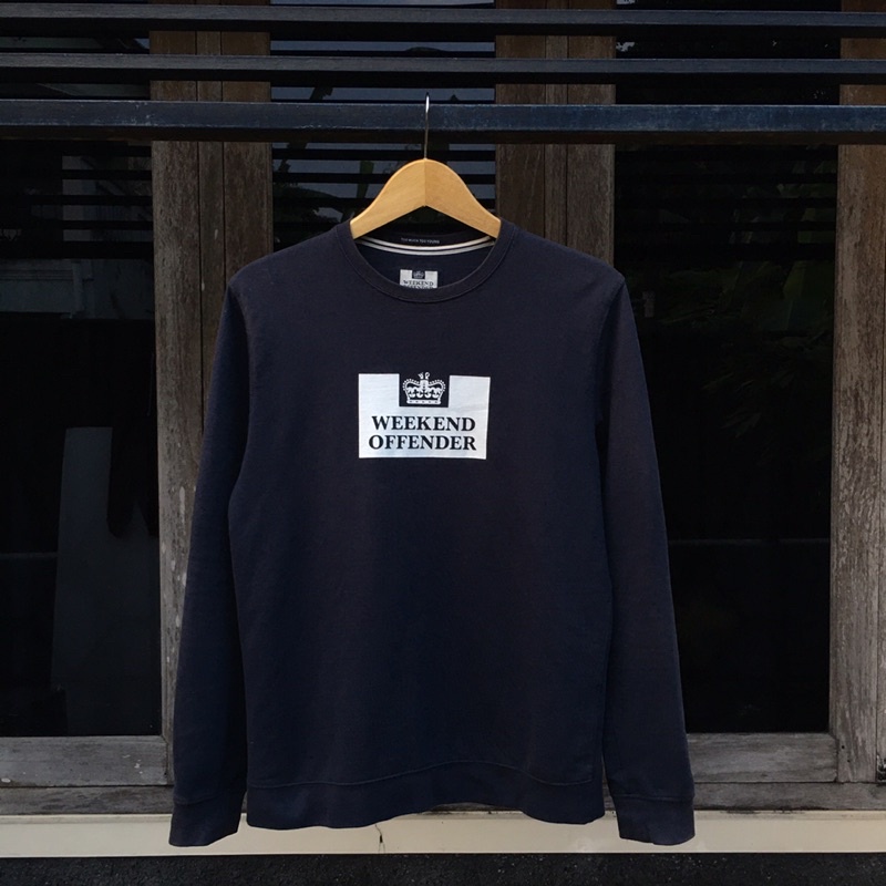 Crewneck Weekend Offender