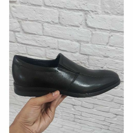 Sepatu Kulit Pria SlipOn ECCO