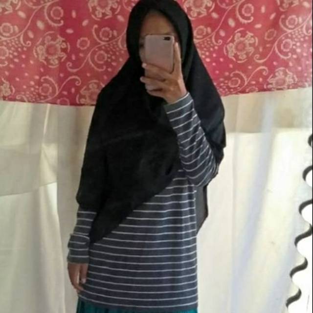 KAOS SALUR / STRIPE midy warna abu tua