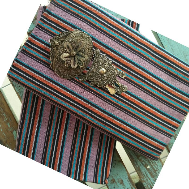 Kain Lurik Tenun. Warna Pink Orens