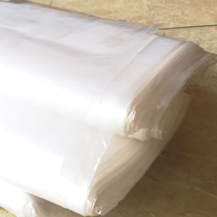 

Plastik Bening PE roll lebar 100cm BERGARANSI