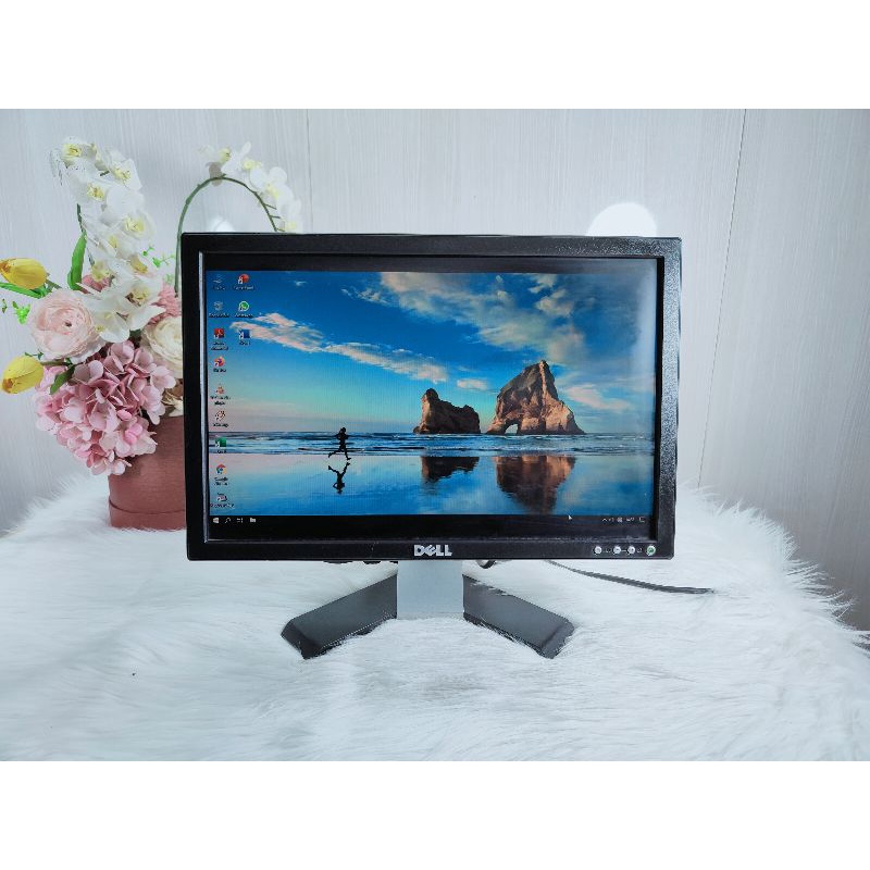 Monitor Lcd Dell Inc E178WFPc 17 in Second Berkualitas