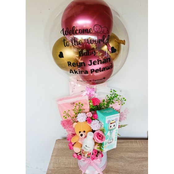 

Bouquet Snack Premium/ Bouquet Balon Premium/ Buket Bunga Premium/ Bouquet Mewah