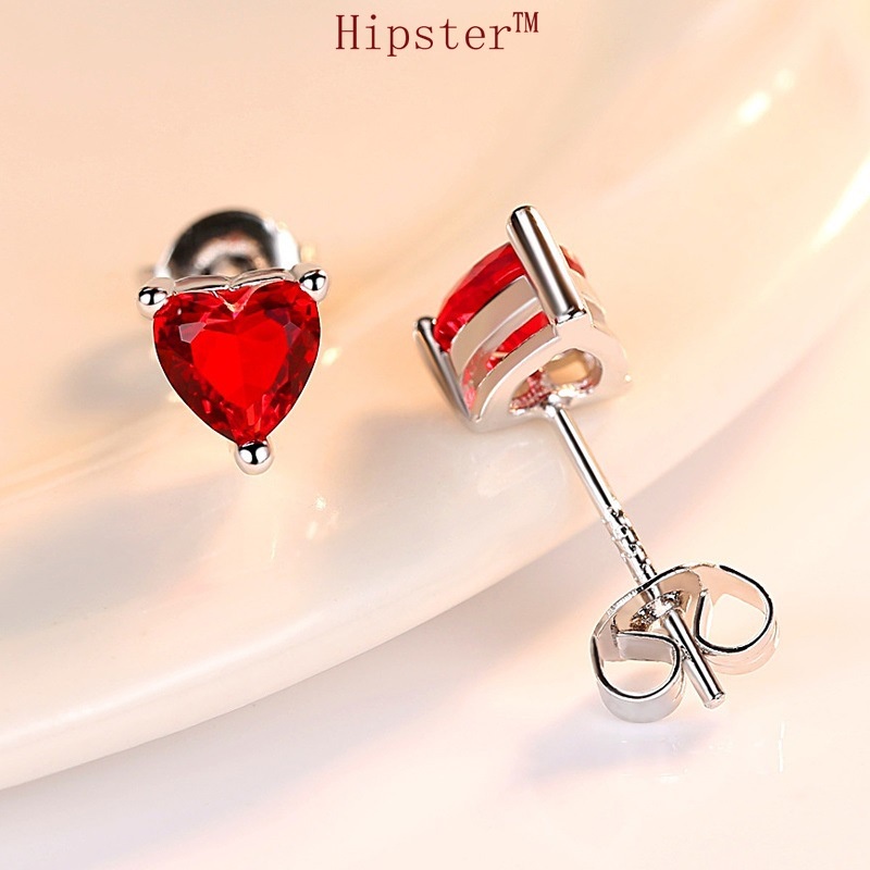 Simple Fashion Personality Heart-Shaped Colorful Diamond Earrings