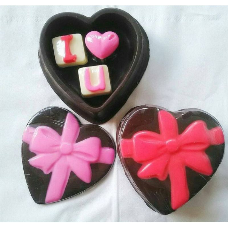 

Coklat Love Gift