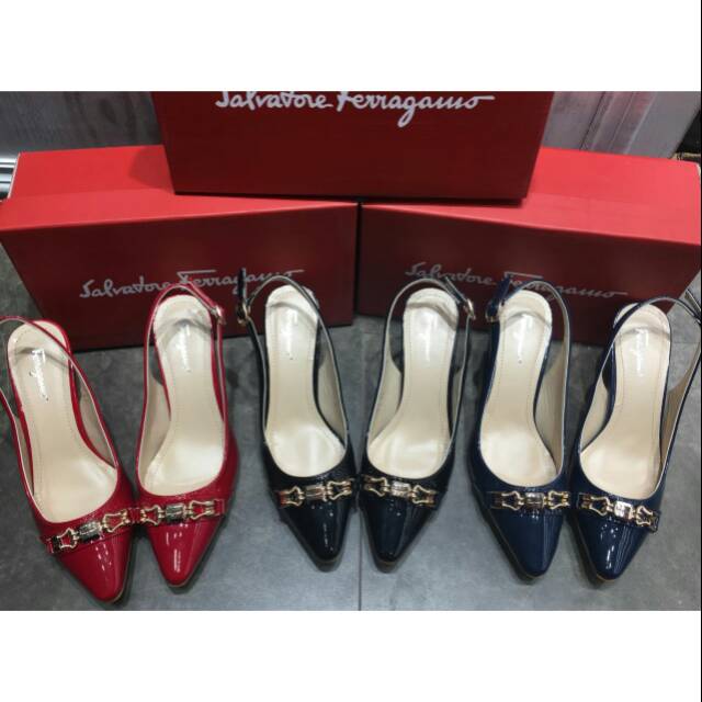 SALVATORE FERRAGAMO SIGNATURE HEELS 333-5 (06)